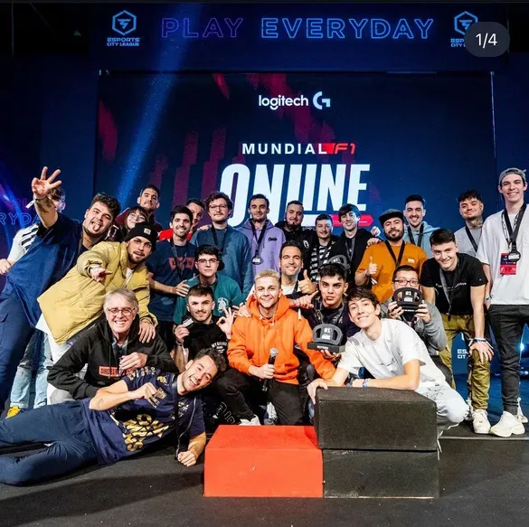 Mundial F1 Online · Logitech G